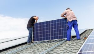 la différence entre un panneau photovoltaique et un panneau solaire