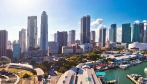 Vue aérienne panoramique du centre-ville de Miami