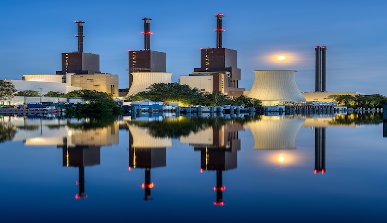 Des centrales thermiques.